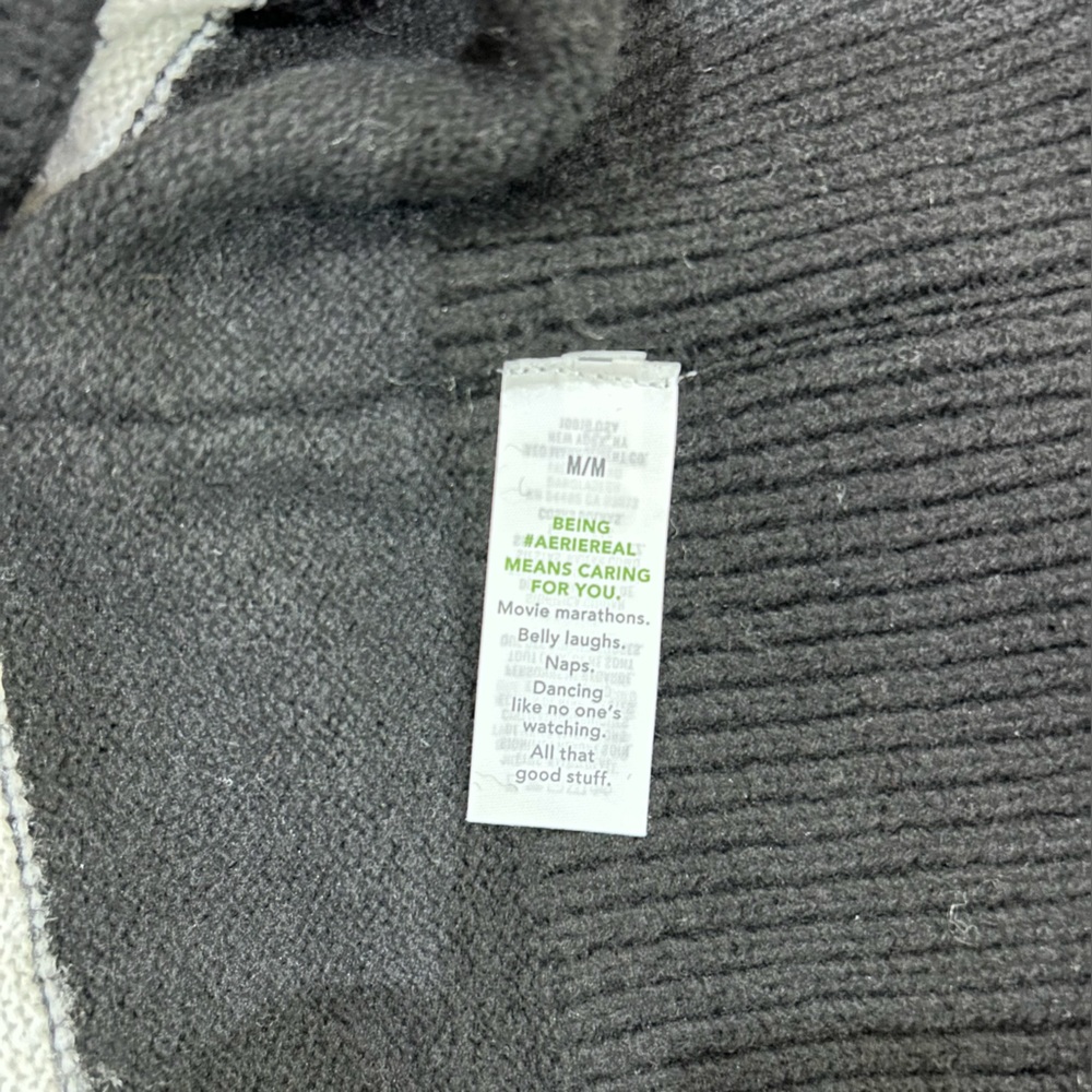 Aerie V-Neck Collar Sweater Long Sleeve Black White Stripes Women’s NWT Size M - Picture 10 of 11